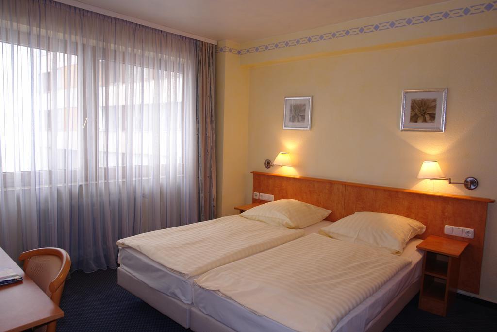 Cityhotel Primavera Trier Quarto foto